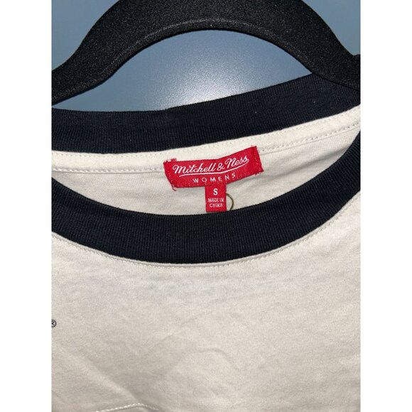 NWT Women's S Georgia Bulldogs Mitchell & Ness Cropped Ringer Shirt, MSRP - Picture 2 of 4